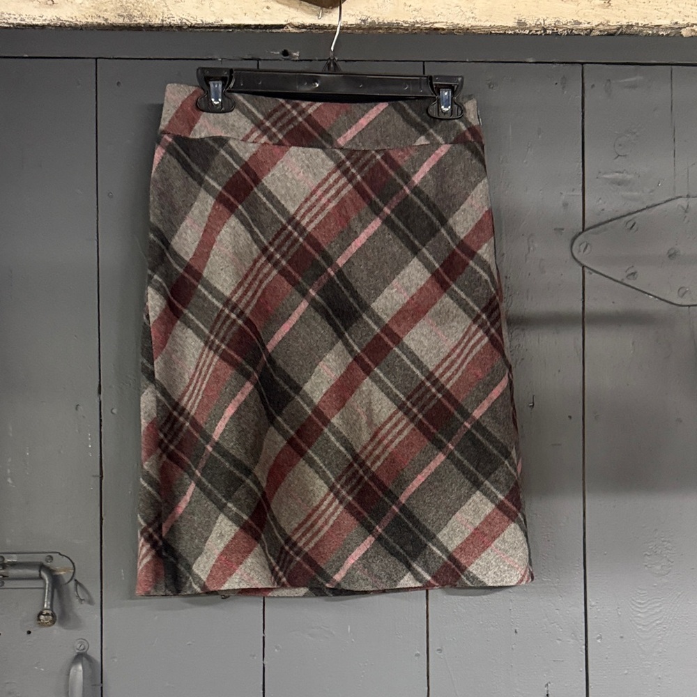 Ann Taylor Pink and Gray Plaid Pencil Skirt